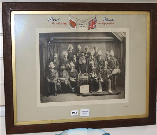 A black and white photograph of students from Oriel College, dressed in parody relating to the relief of Ladysmith,